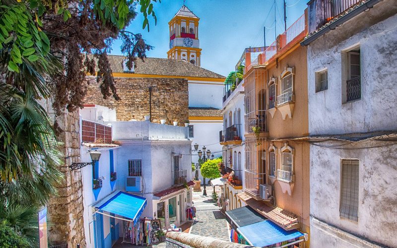 Captivating_Views_of_Old_Town_Marbella (1)