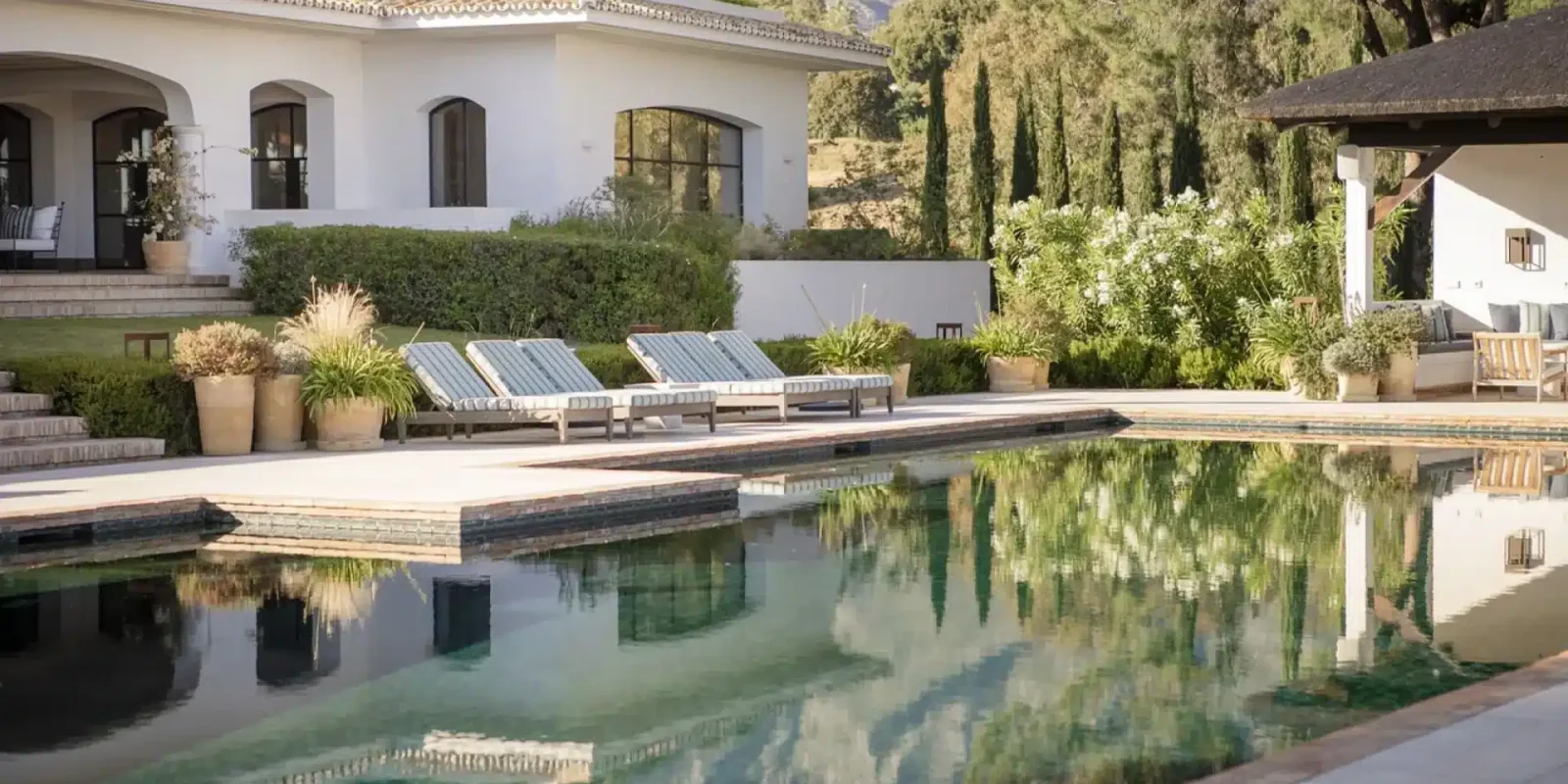 exterior villa gratitud marbella 5